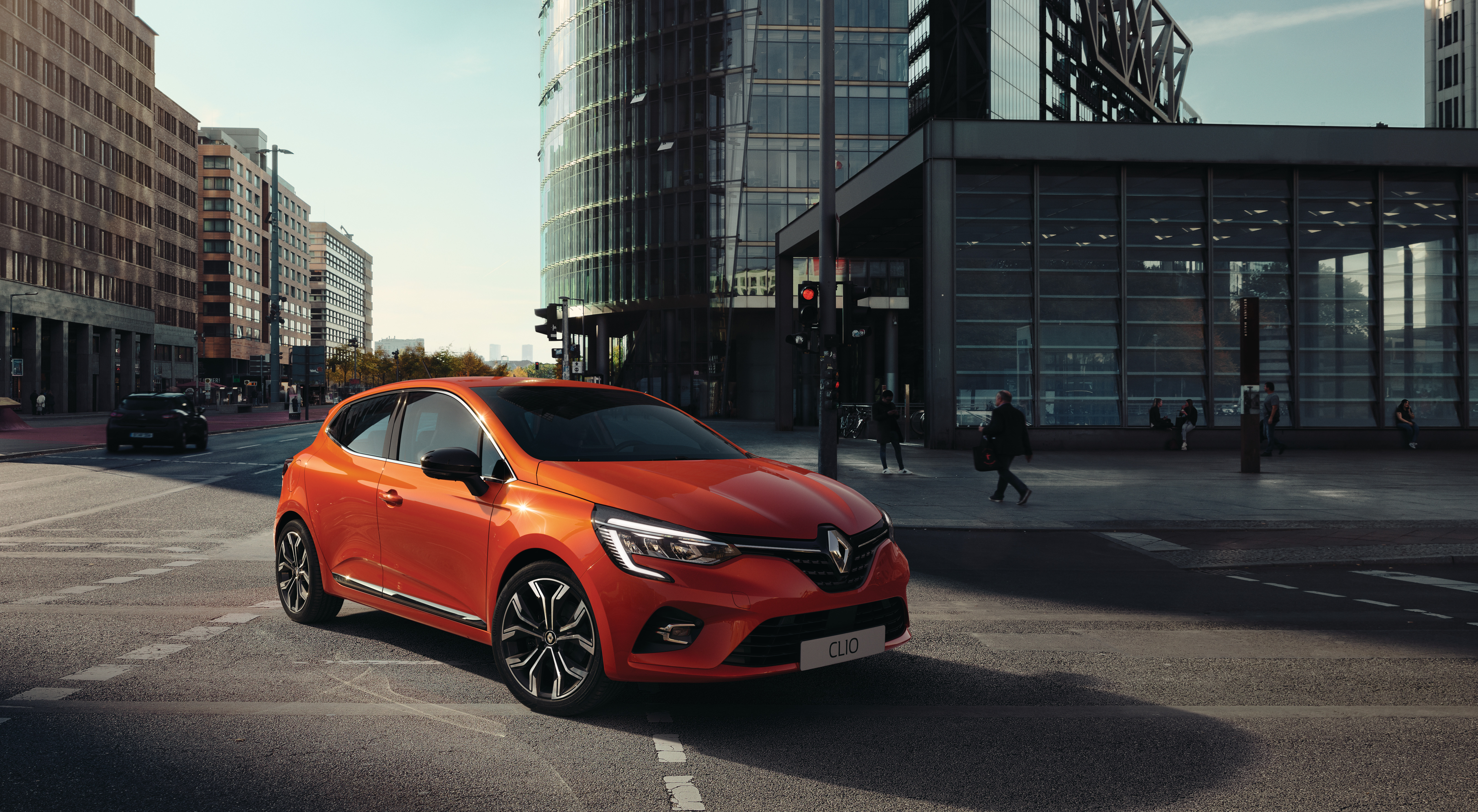 Renault Clio väliskujundus oranž