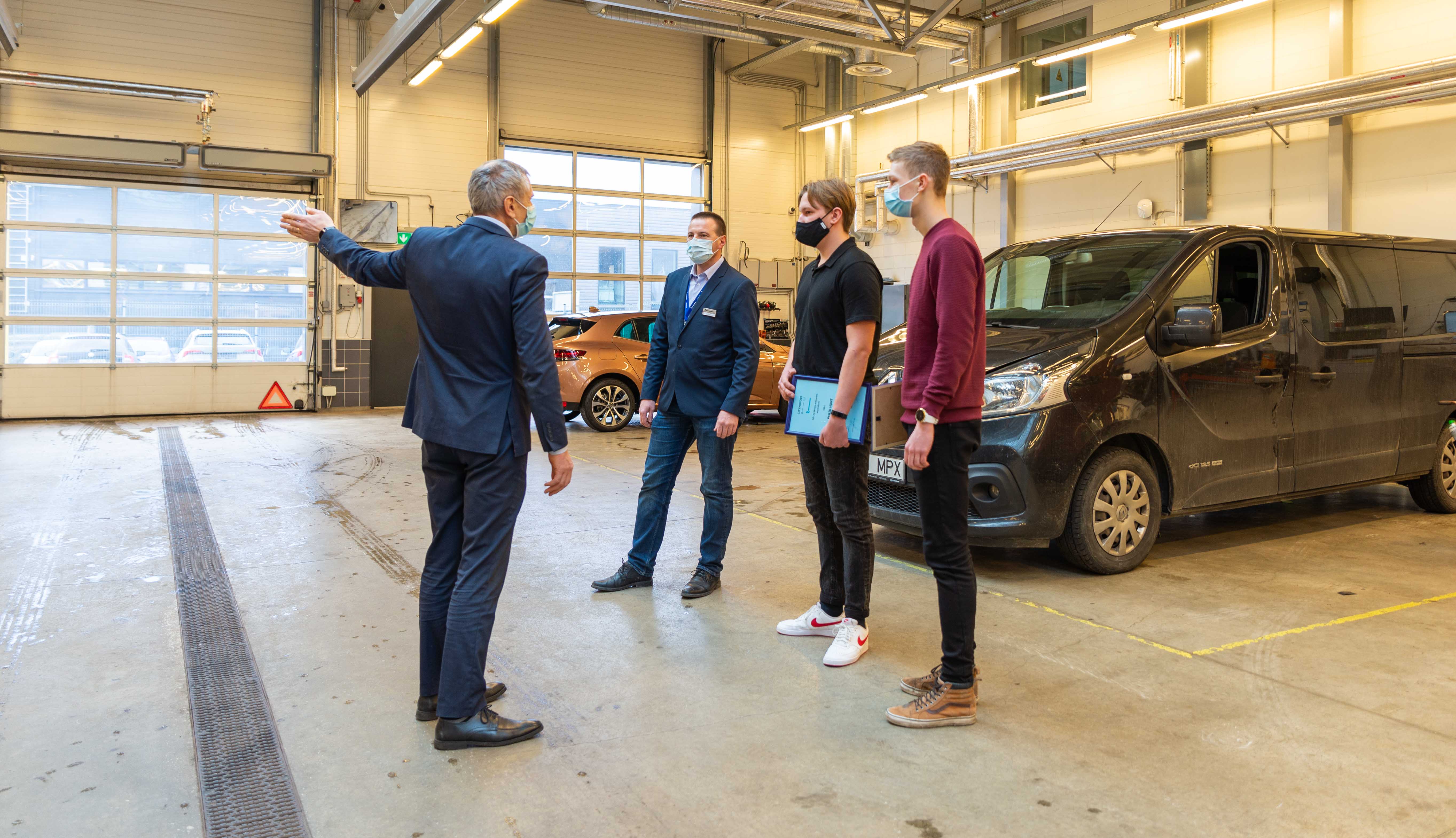 City Motors andis välja autoeriala stipendiumi koostöös Tallinna Lasnamäe Mehaanikakooliga. 