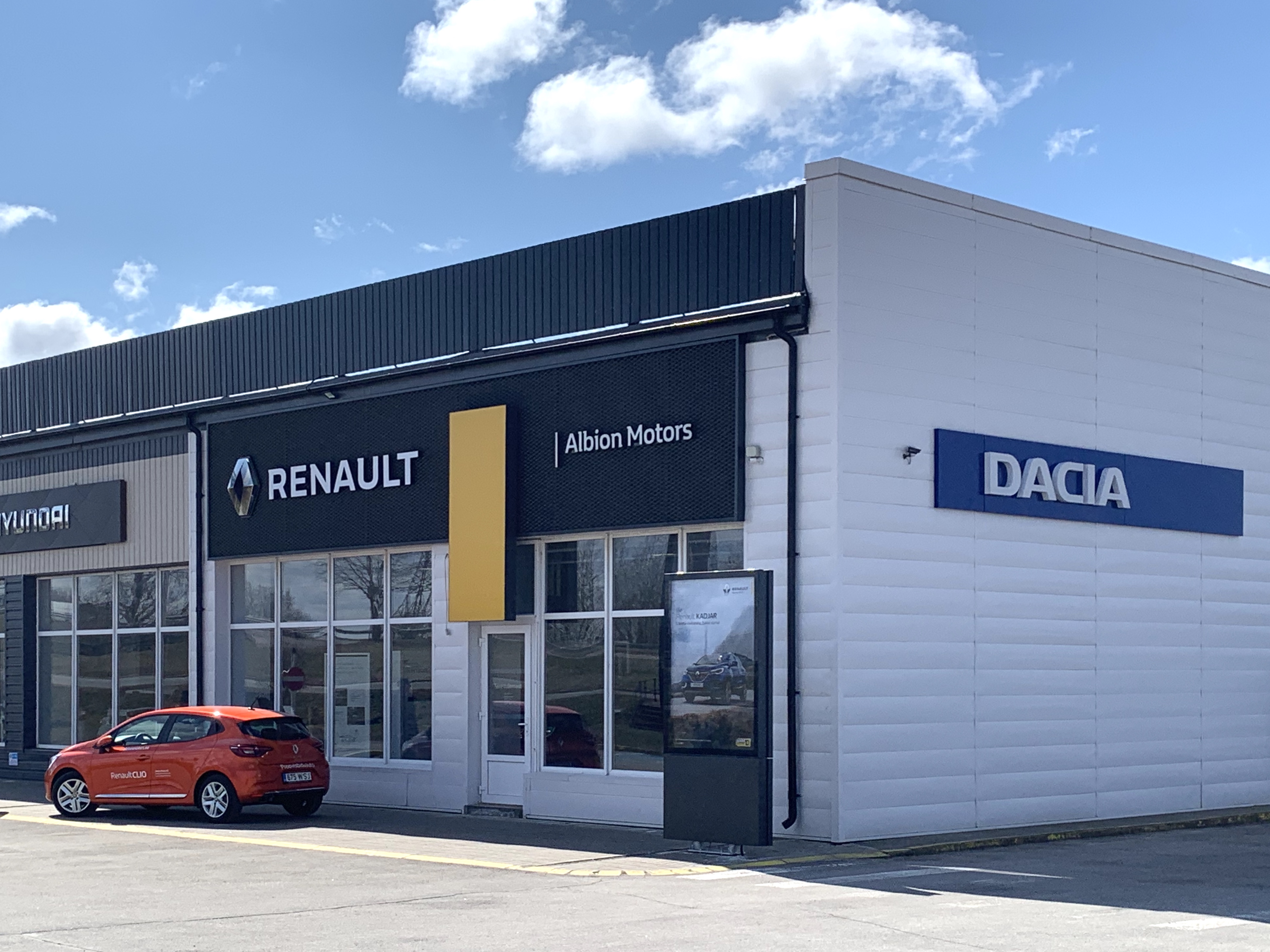 Edasimüüja Narvas Albion Motors OÜ