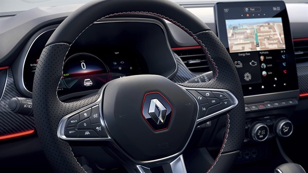 Renault Arkana hübriid ekraaniga multimeediasüsteem