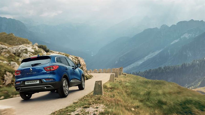 Renault Kadjar maastur sinine tagaosa