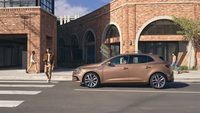 Renault Megane luukpära pruun EASY DRIVE juhiabisüsteemid