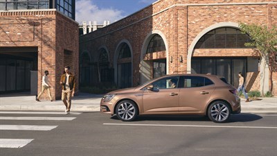 Renault Megane luukpära pruun EASY DRIVE juhiabisüsteemid