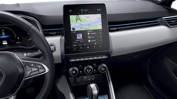 Renault Clio sisekujundus EASY LINK ekraan