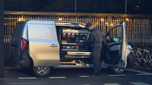Renault Kangoo Van/Kaubik tarbesõiduk ümberehitusvõimalustega